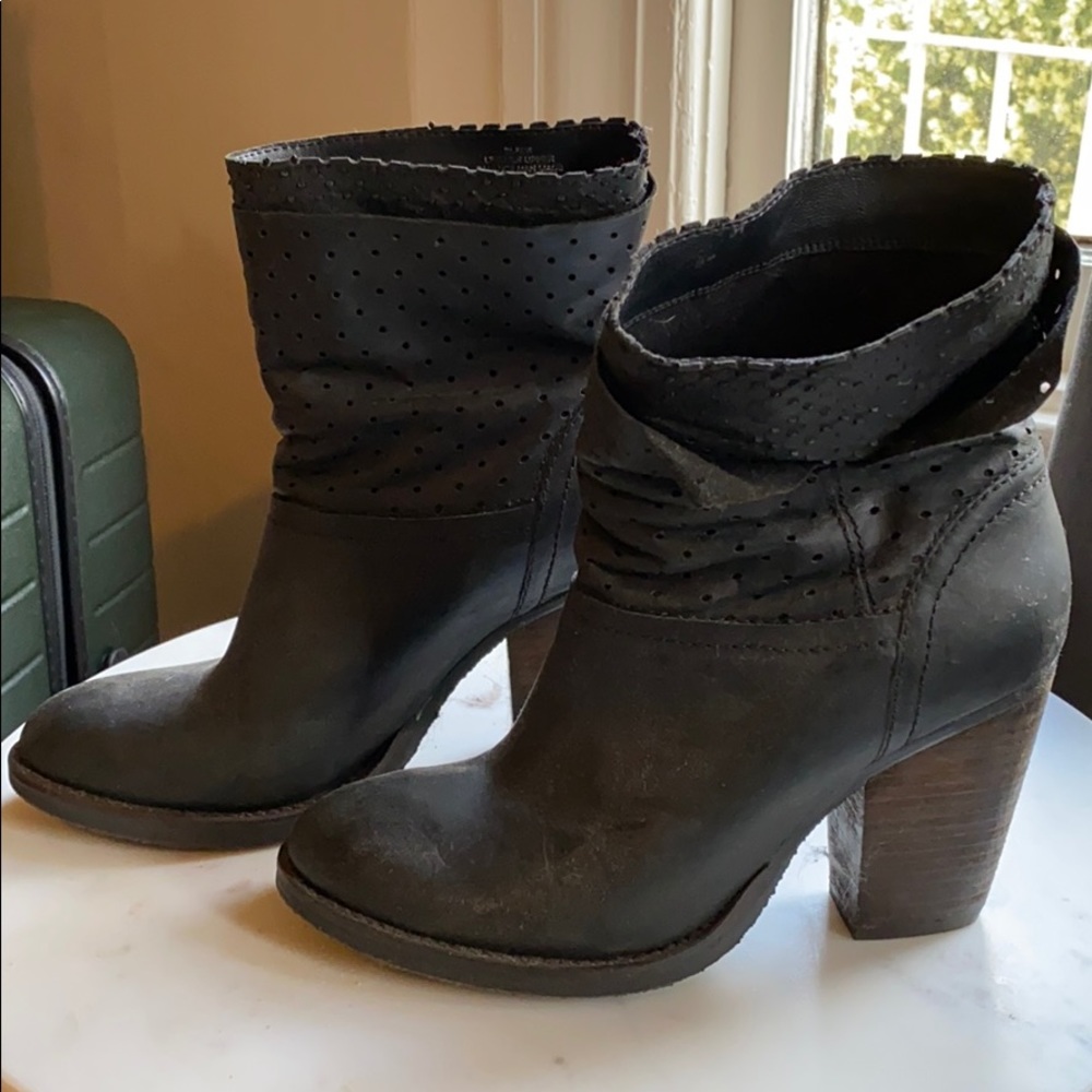 Steven Black boots barely worn